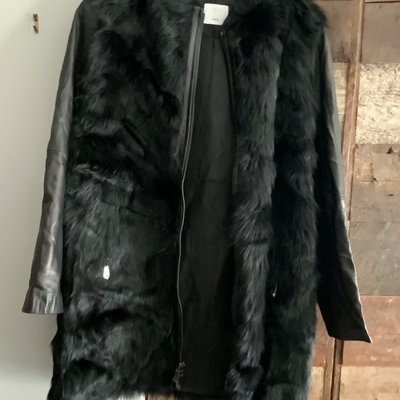 Vince Shearling Fur Knee Length Coat Size L NEW Model #RN106730